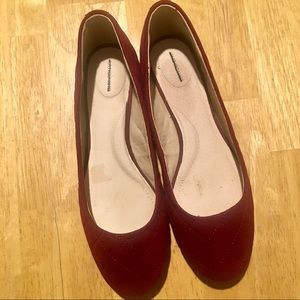 NWOT Lands’ End flats